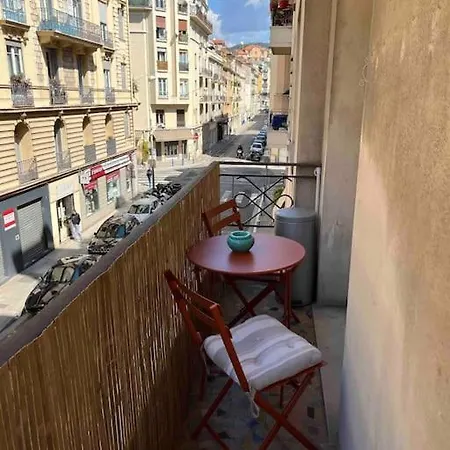 Daire Atypique Et Original Nice